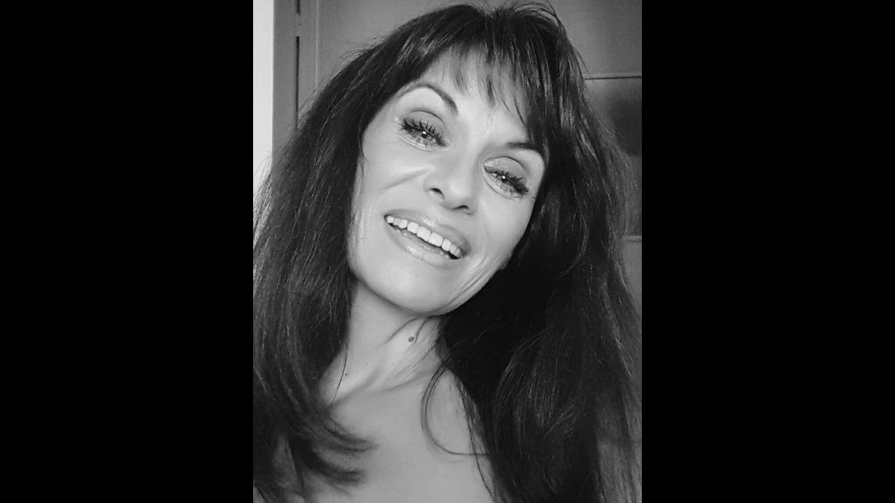 Hélène Mignerey Cover Toi Qui Manque à Ma Vie - Natasha St Pier