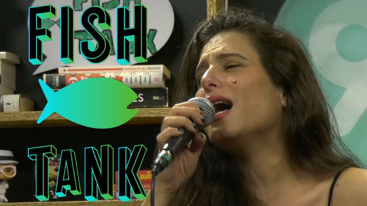 מירי מסיקה - רואה לך בעיניים (קאבר אתי אנקרי) 🐟 פישטנק