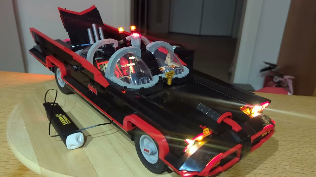 LEGO 1966 Batmobile --- Light My Bricks LED Install