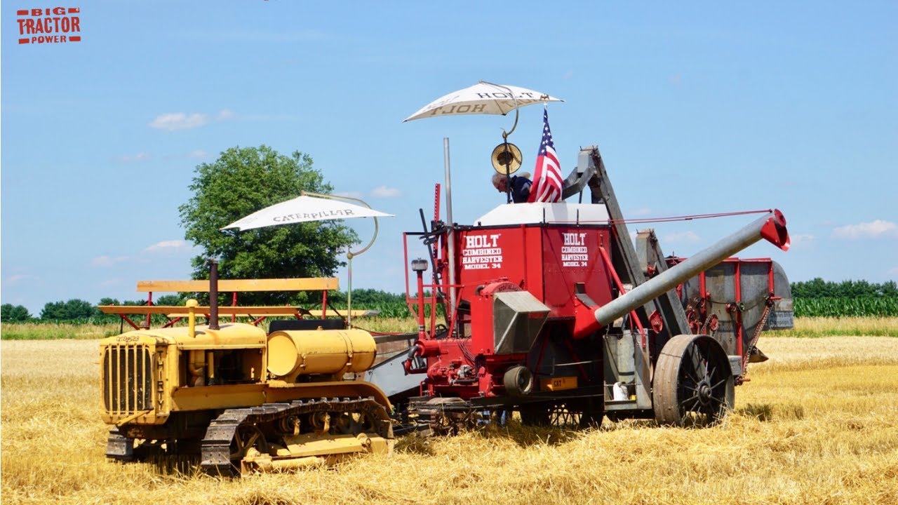 1926 HOLT Combine HARVESTING WHEAT
