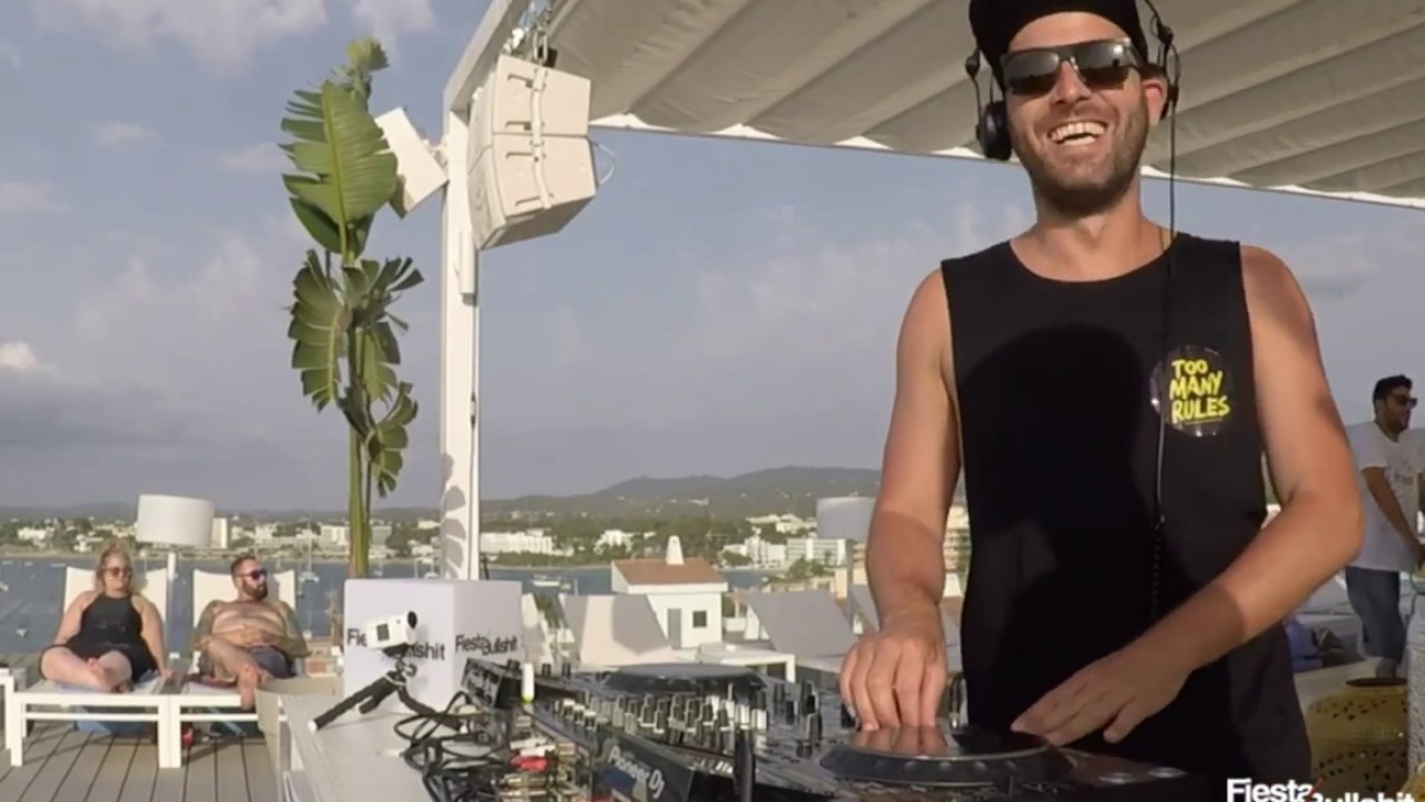 JAVI BORA djset at Rooftop Sol House Ibiza
