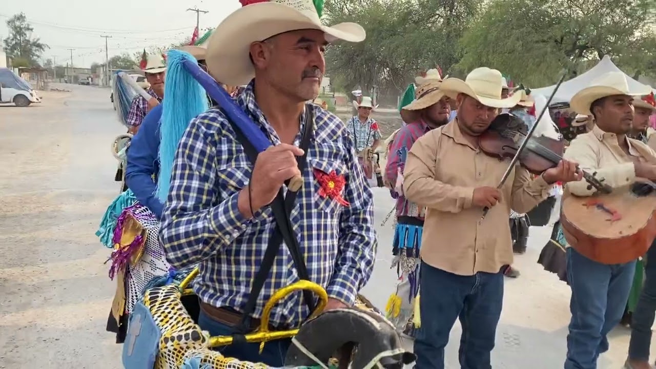 Danzas de Apie y de A Caballo