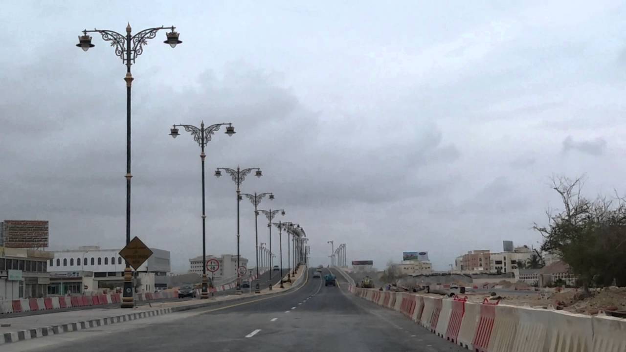 Drive over the First flyover of Salalah at Ittin - Lulu hypermarket junction