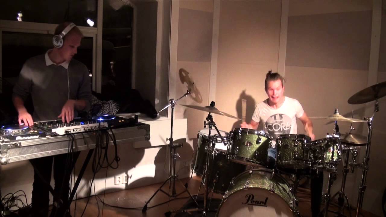 DJ&DRUMS Demonstration jan2014