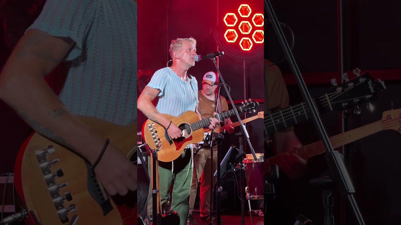 Biplan Maksas Melmanas gyvai 🔔 Prenumeruok kanalą #shorts #lithuania #vilnius #live  #biplanai