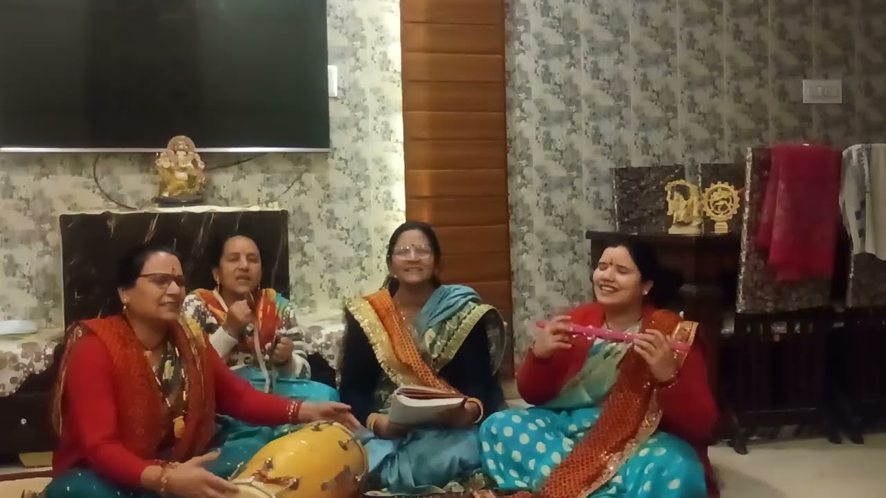 फुल पत्तियों लें भवन सजौला