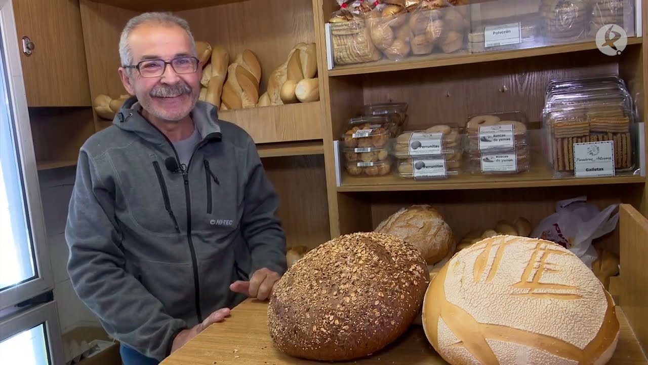 El pan de siempre en huerta de ánimas | Territorio Extremadura