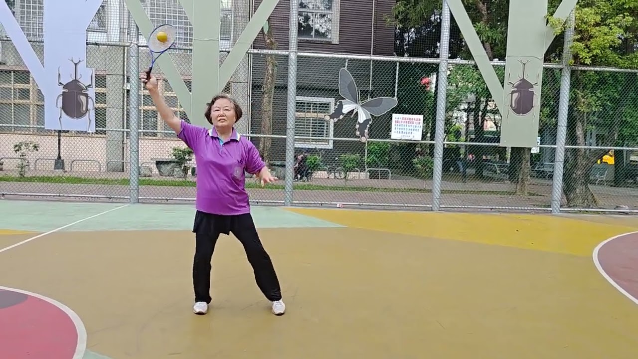 柔力球 月亮女神 鄭秀金