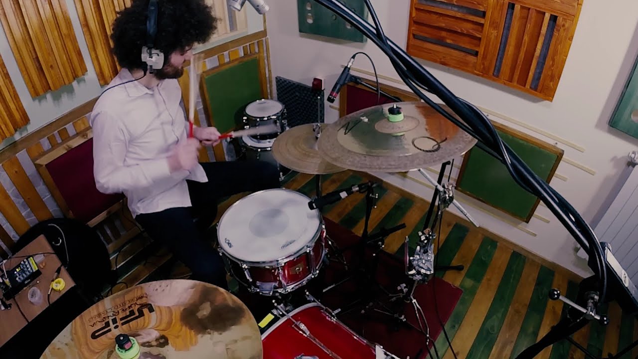 Mauro Mastracci Plays Love Born In Flames - INCOGNITO