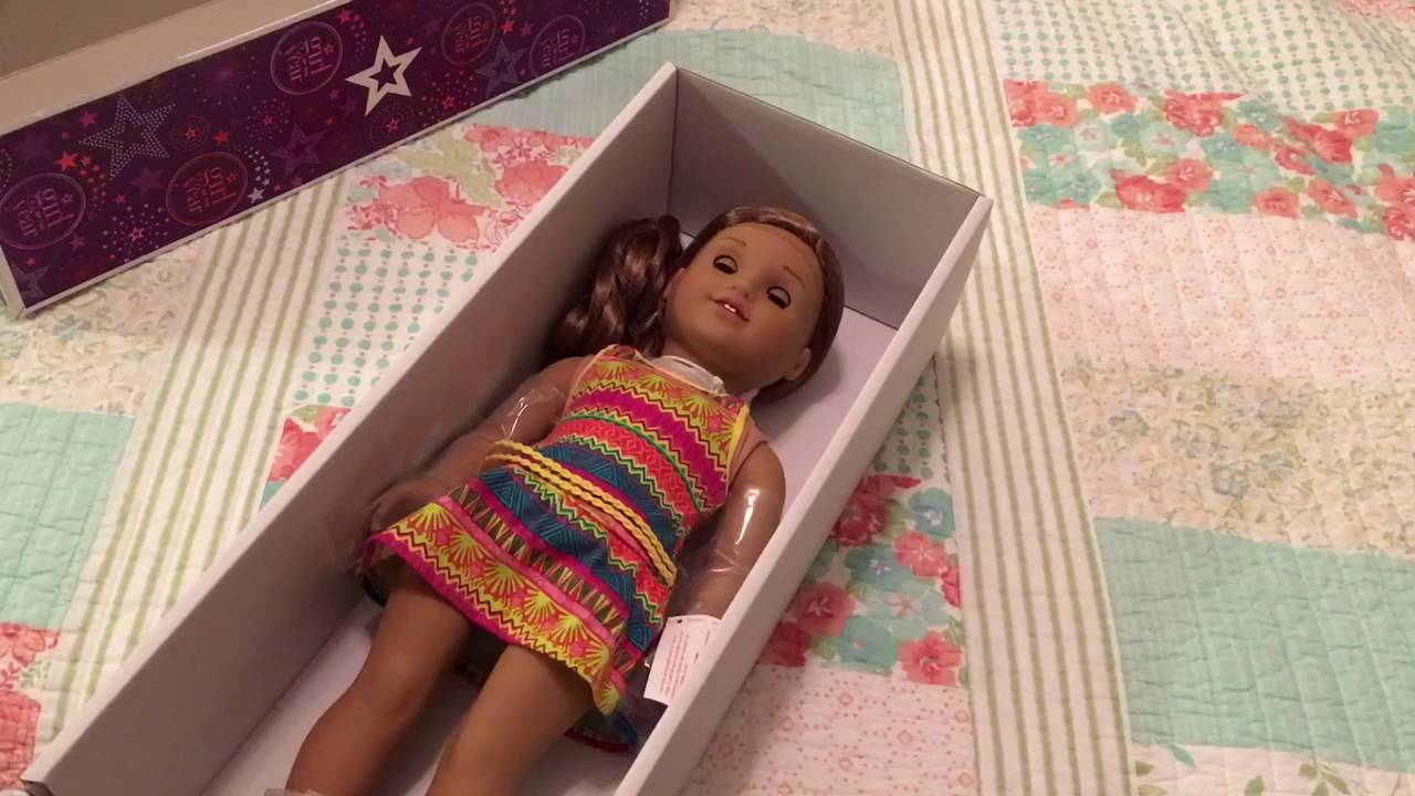 Unboxing 2016 American Girl of the Year Doll Lea Clark Bundle (Part 2)