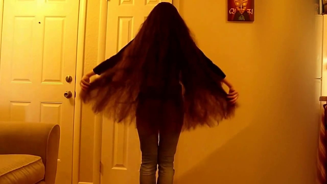 Brushing very long hair