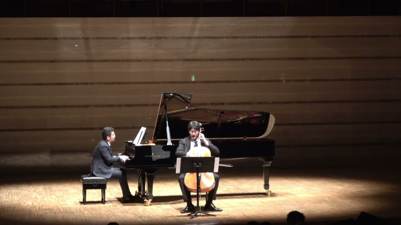 R  Prizeman：Ave Maria  ,Cello : Akio Ueki   Piano : Kenji Miura