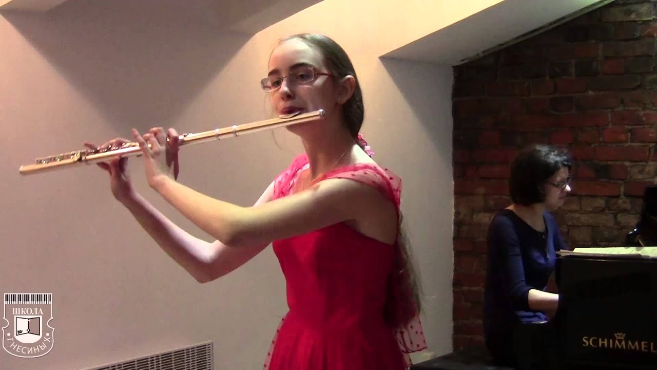 Brian Boru's March for Flute and Piccolo (or Penny-Whistle) and Piano. Uliana Zhivitskaya (flute)