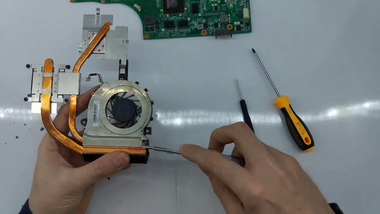 Acer Aspire 5745g Laptop fan temizliği ve termal macun yenileme