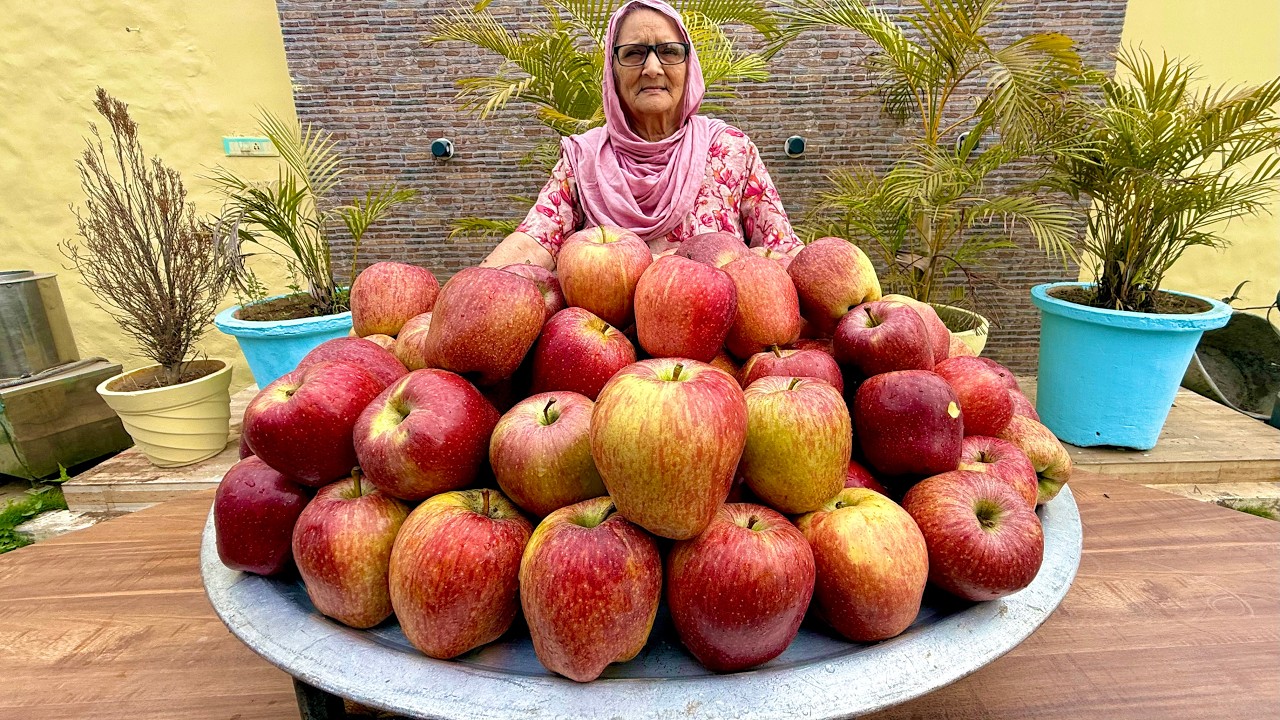 APPLE FRITTERS 🍎🍎🍎 | Veg Village Food