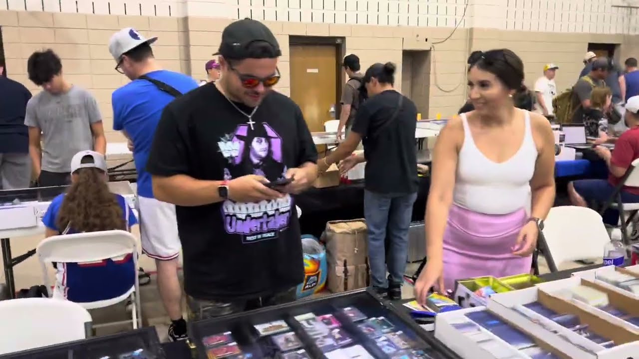 SPECIAL:  KURT GOES TO THE BASEBALL CARD SHOW!  WOO HOO!!