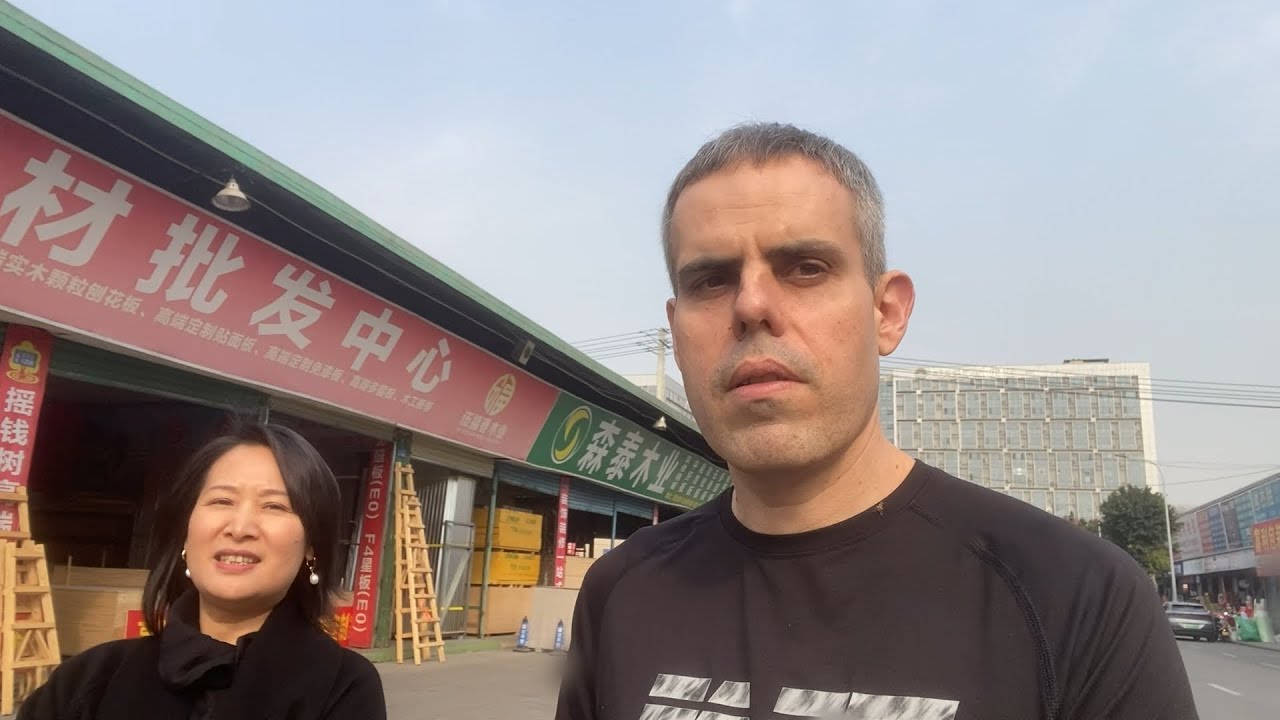 Visit a hardware street market in China