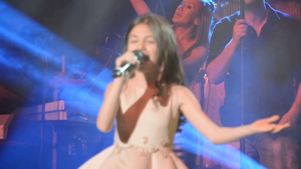 Крисия Тодорова - Планетата на децата Krisia Todorova Planet of The Children - Madrid 2016