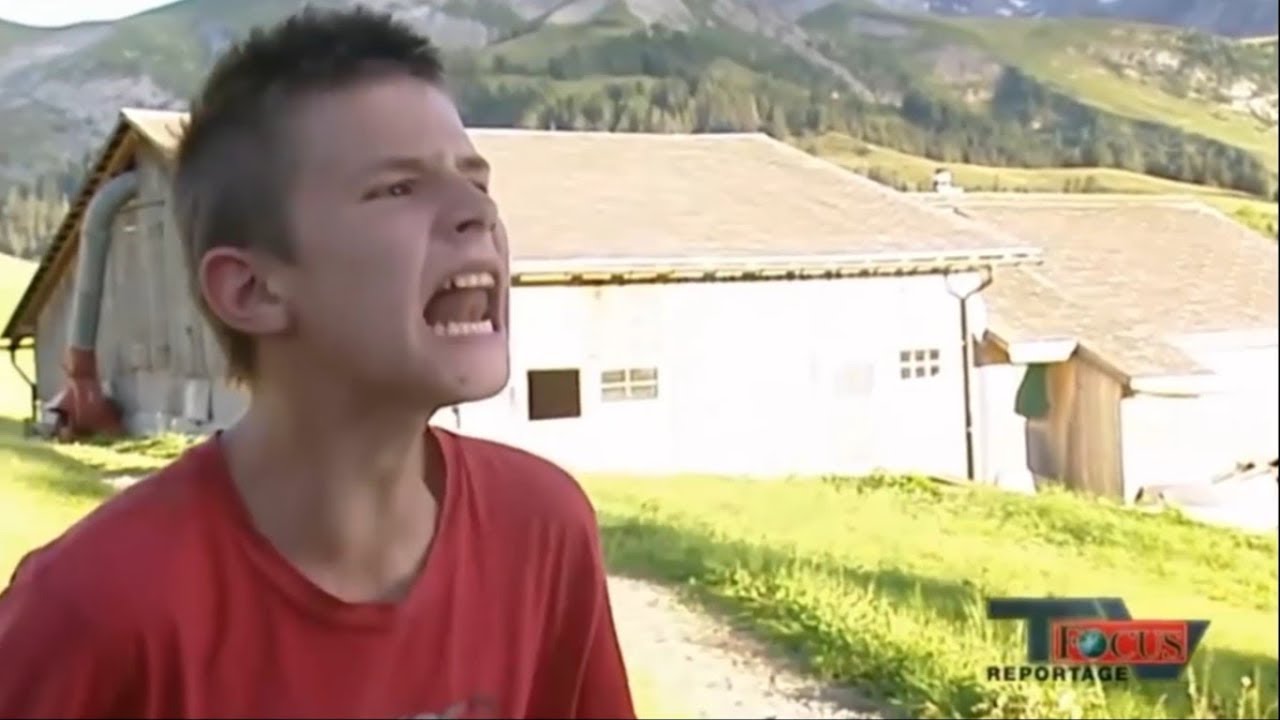 YOUTUBE KACKE - VERWIRRTE WESEN