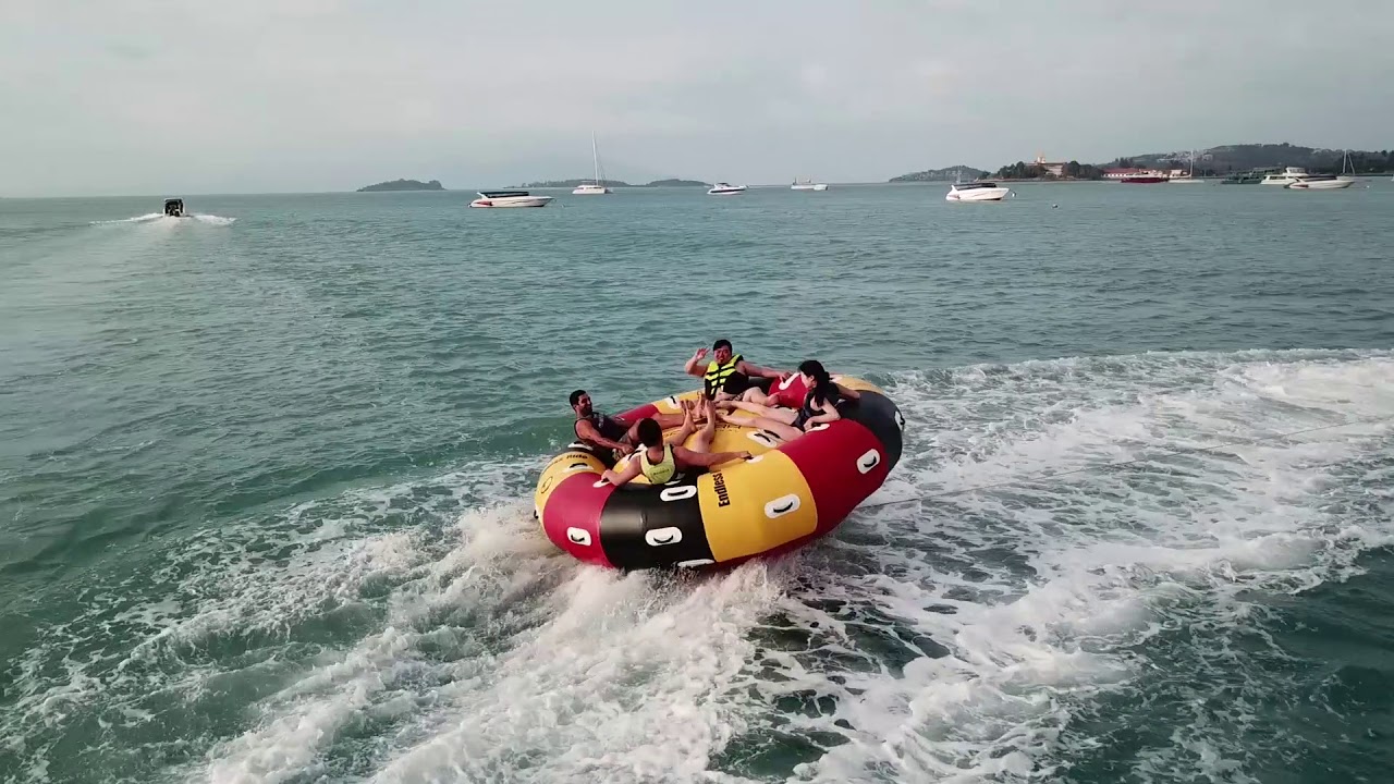 Spinera Professional Endless Ride 4-6 Aqua twisting, rotating towable for commercial & rental use