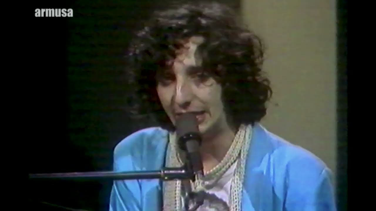 @canalarmusa  Fito Paez Cuervos en Casa Rosada, Master original en Badía y compañía,1984