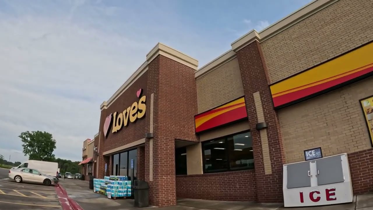 Love’s Truck Stop Columbus MN | I‑35 Exit 129 – Parking, Showers & Truck Care