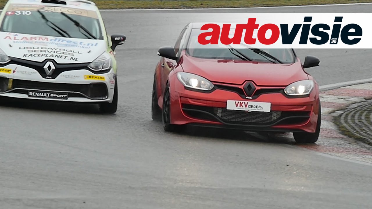 Renault Mégane RS by E-Motions (320pk) vs Renault Clio Cup - by Autovisie TV