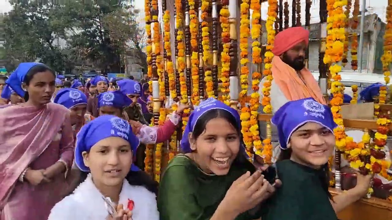ਨਗਰ ਕੀਰਤਨ ਚ ਉਠਿਆਂ Guru Ravidass Maharaj Ji ਦੇ ਆਦਮਪੁਰ ਏਅਰਪੋਰਟ ਦਾ ਮੁੱਦਾ ਨਰਿੰਦਰ ਮੋਦੀ ਨੂੰ ਜਾਣੋਂ ਕਿ ਕਿਹਾ 