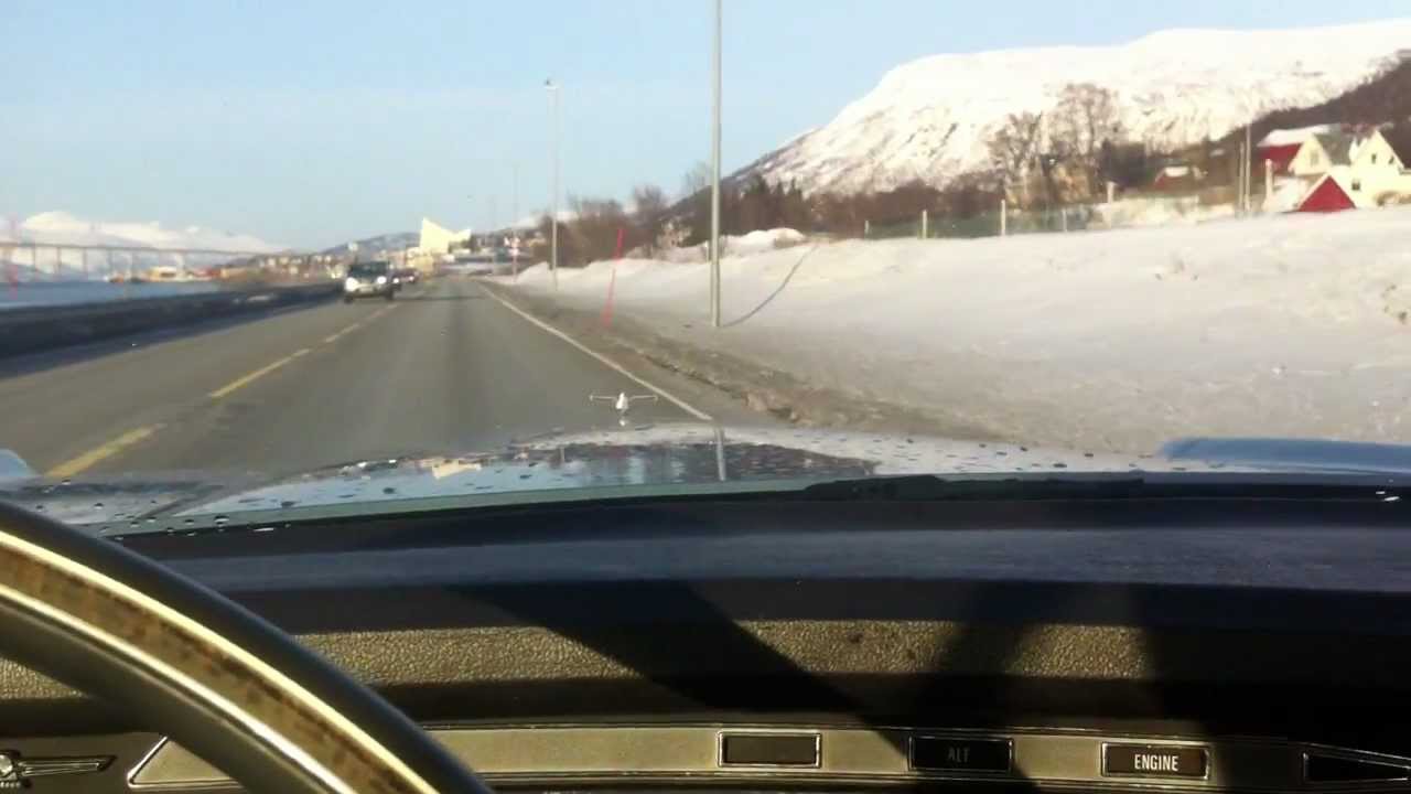 1975 Ford Thunderbird - cruising