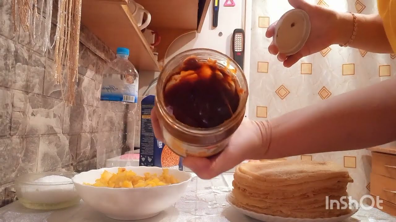 Готую хлопцям їсти. Коли всі  ситі то мама щаслива #кухня #готовка #налисники #лана 