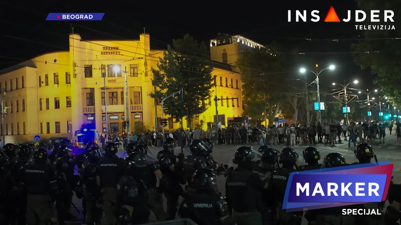 Nemiri kod Pravnog fakulteta, žandarmerija potiskuje, građani uzvraćaju bacanjem predmeta
