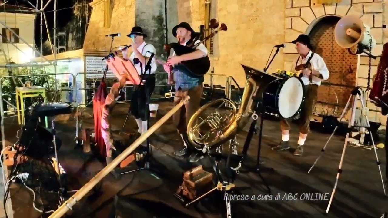 Sgnapa Band durante a Norcia