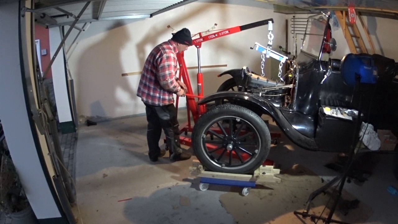 1923 Ford Model T Engine Removal