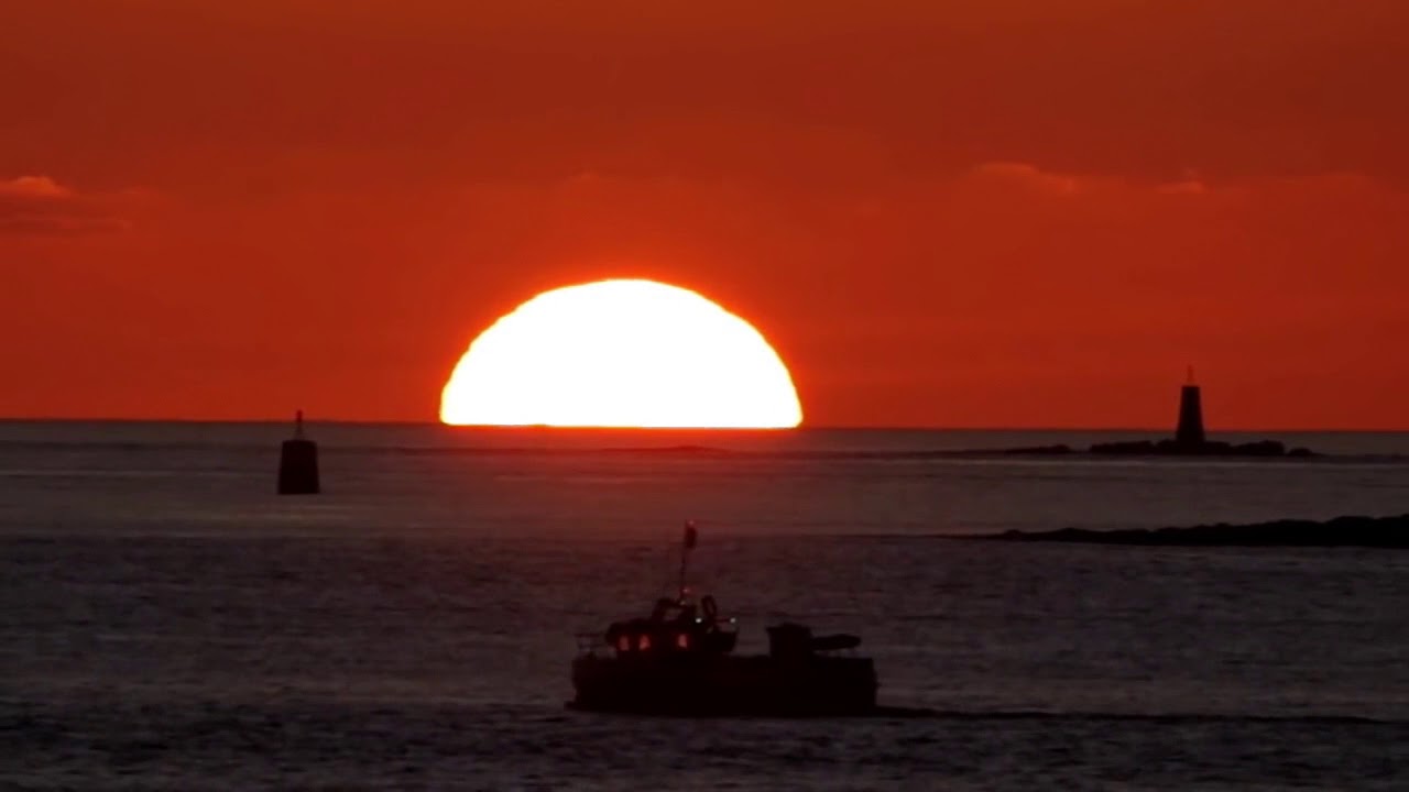 Tramonto sul mare