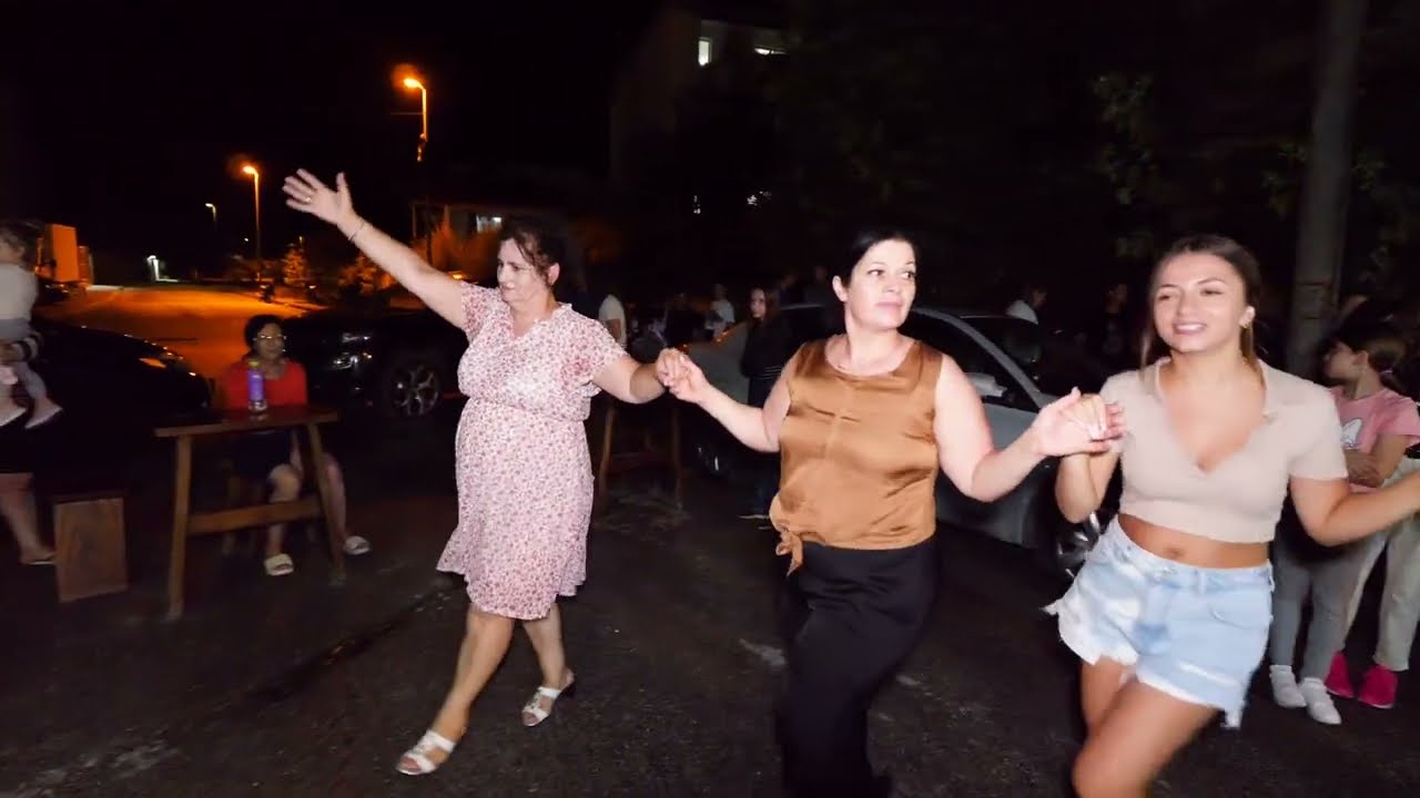 Nata e Valleve  ne Gramsh Familja Mane Hap Dasmen Kengetar- Kastriot Braho