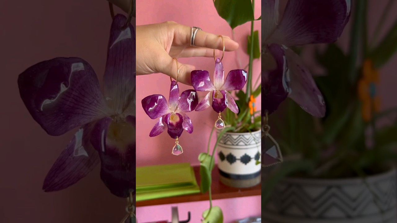 Beautiful Orchid Hoops Resin Earring 🌸 | Resin Art Business 🌌 @bloomsandlove
