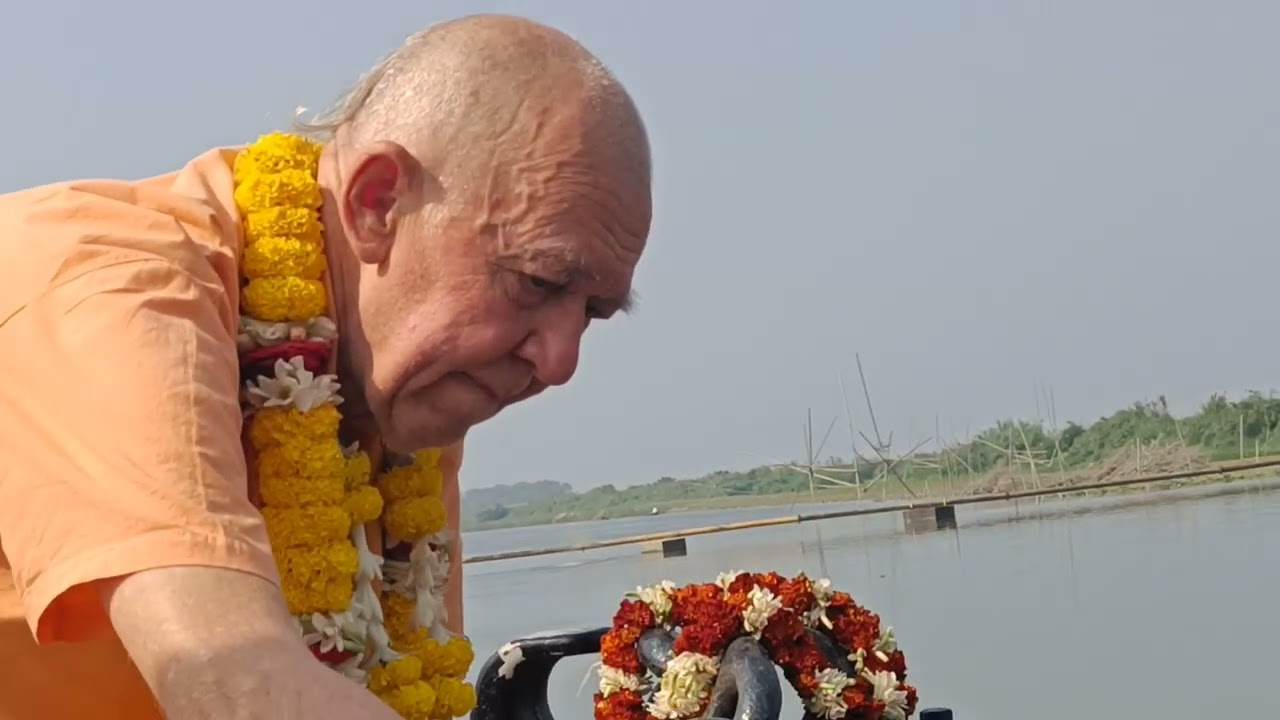 Ceremony of immersion of ashes in the Ganges | 10/02/2026 | Mayapur