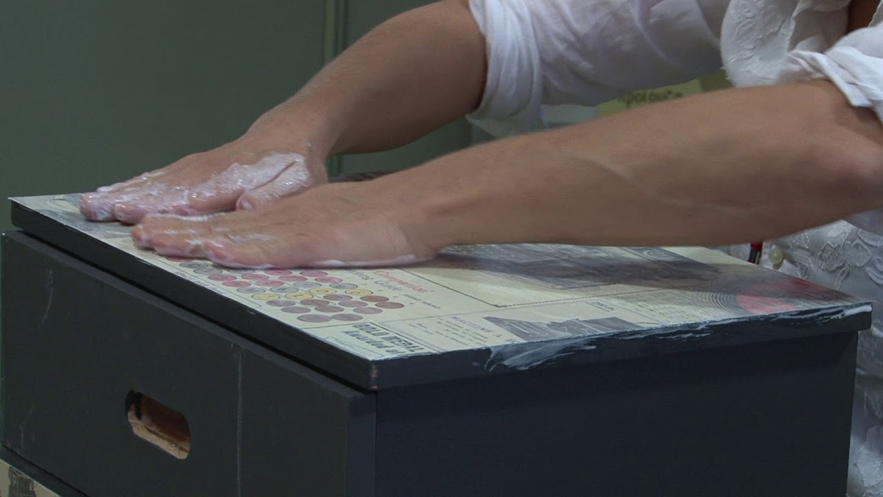 Μεταμορφώστε τα έπιπλα σας με decoupage- Fiona's craft emporioum/ Φιόνα Βάρις