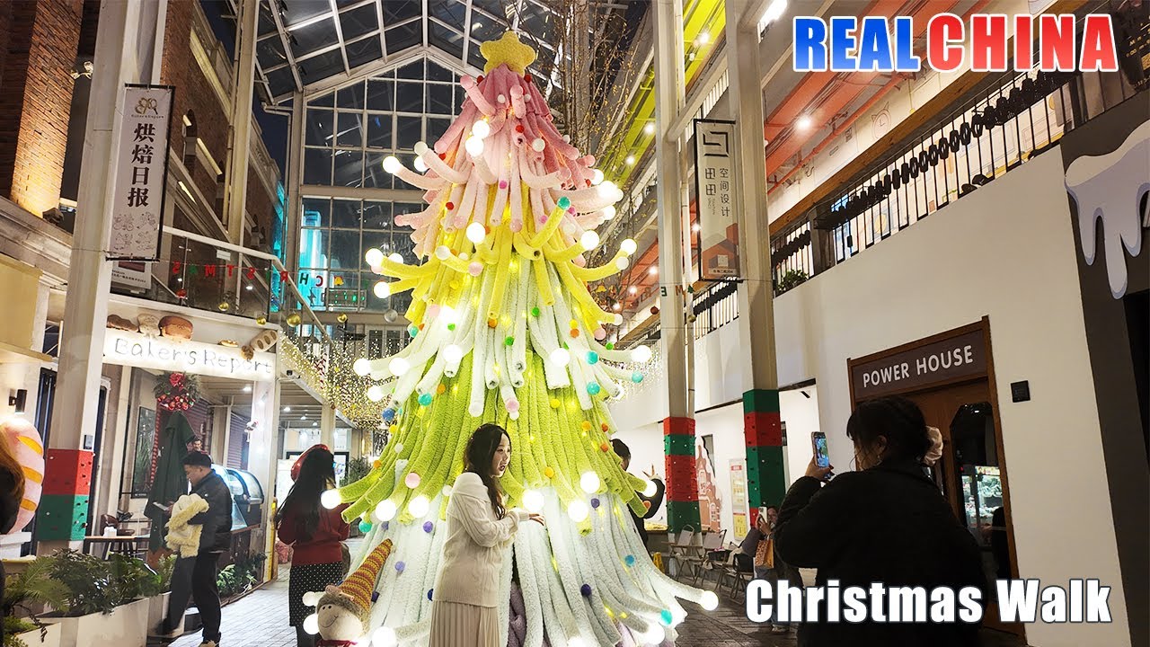 Christmas Eve in China 🇨🇳 | It's So Different From What You Expect! (4K)