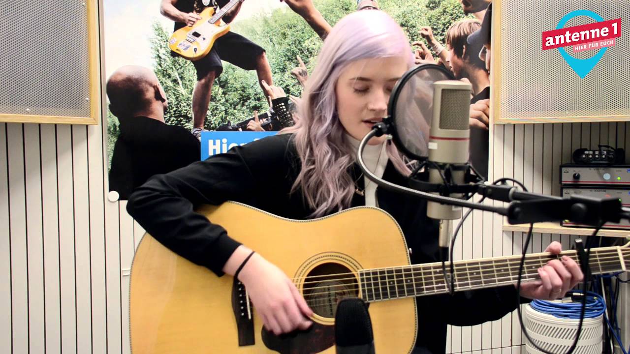 Madeline Juno - You Know What - unplugged bei antenne 1