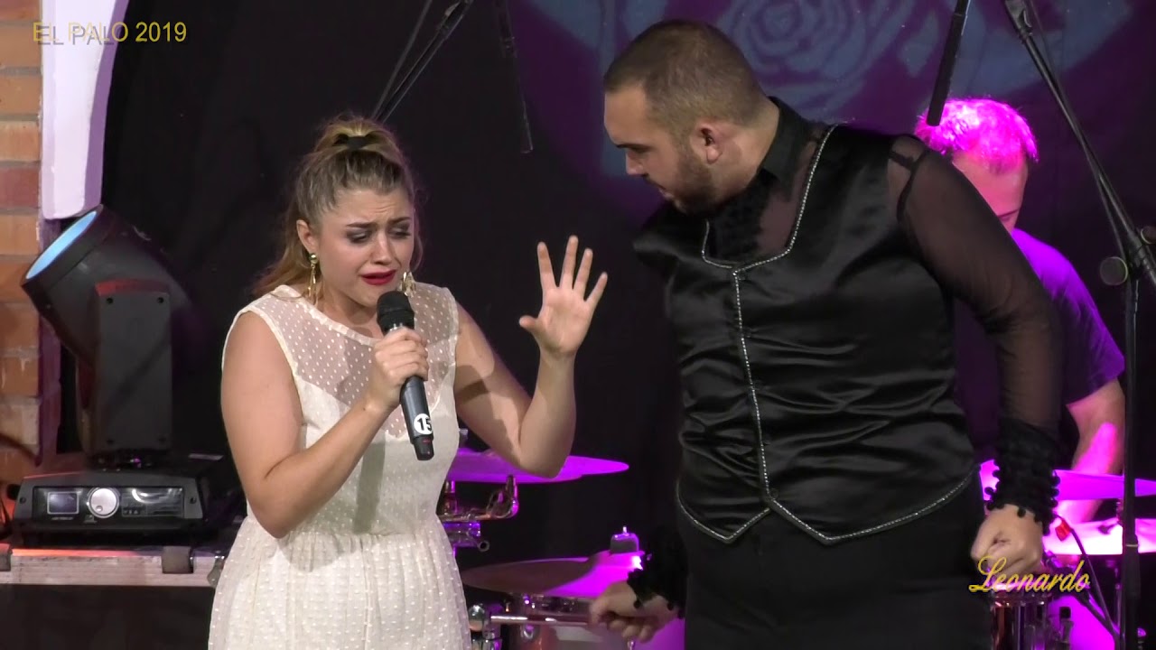 ANA GÓNZALEZ : 