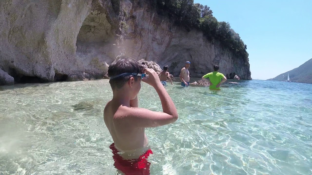 Desimi beach cave exploration