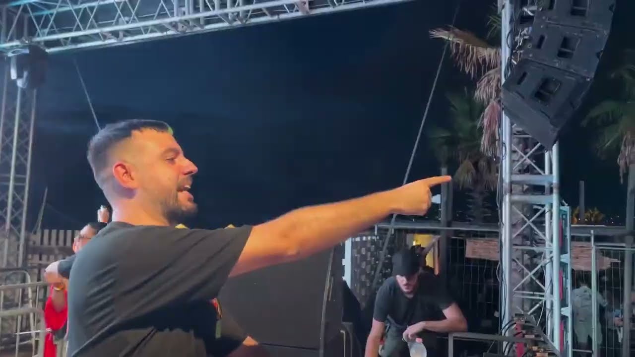 @MarcoFaraoneOfficial at Afrobar Catania Italy | LA SICILIA CHE BALLA E CHE AMO ! 🇮🇹 Che Energia @BPMHUB