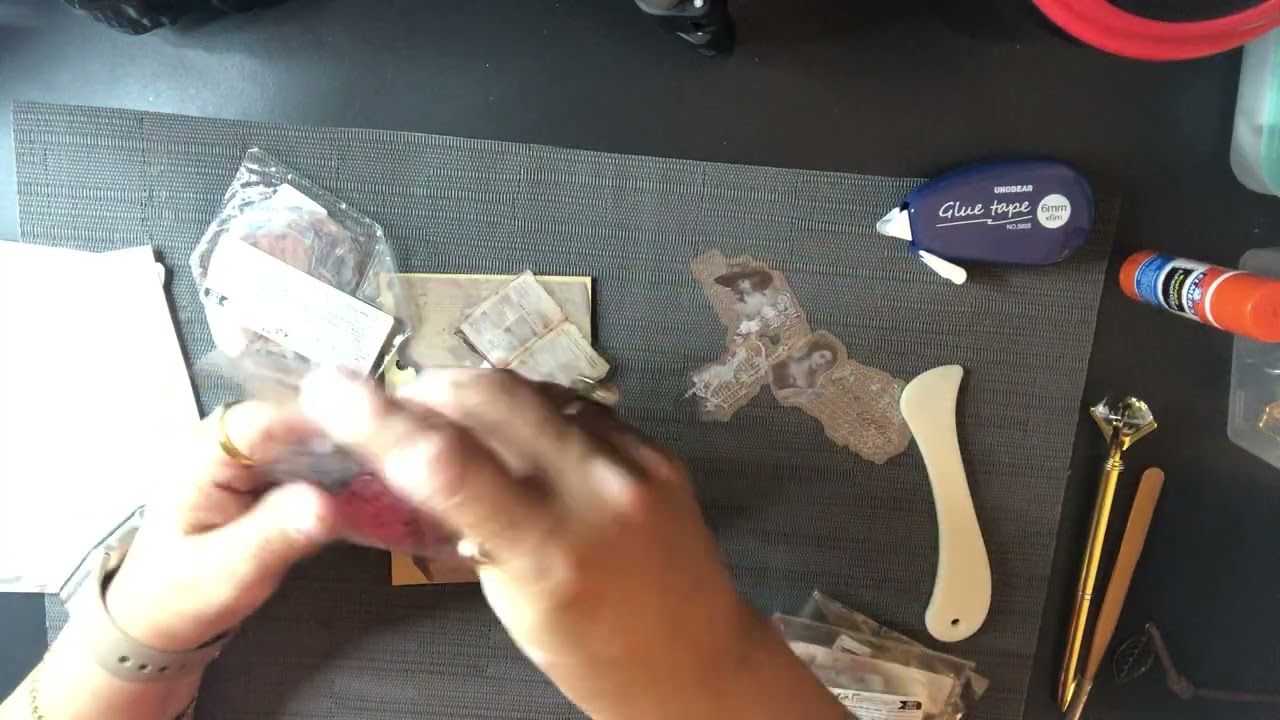 ASMR COLLAGE JUNK JOURNAL SCRAPBOOKING 
