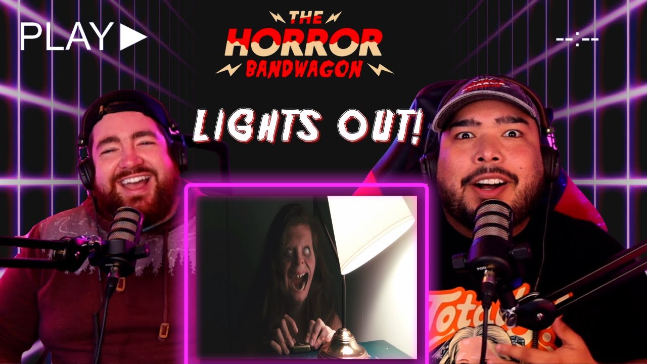 Кот-бойфренд смотрит жуткий короткометражный фильм | Реакция на &laquo;Lights Out&raquo;
