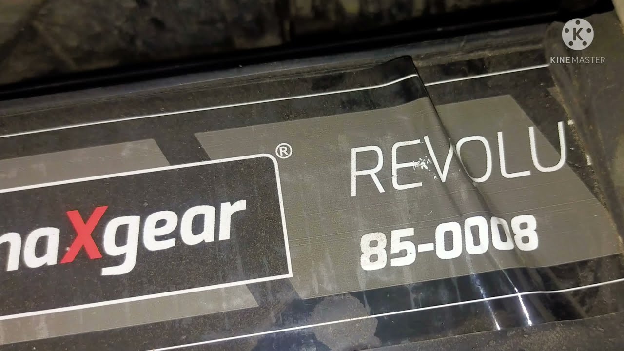 Akumulator maxgear EFB start stop  uszkodzone wyciek elektrolitu .