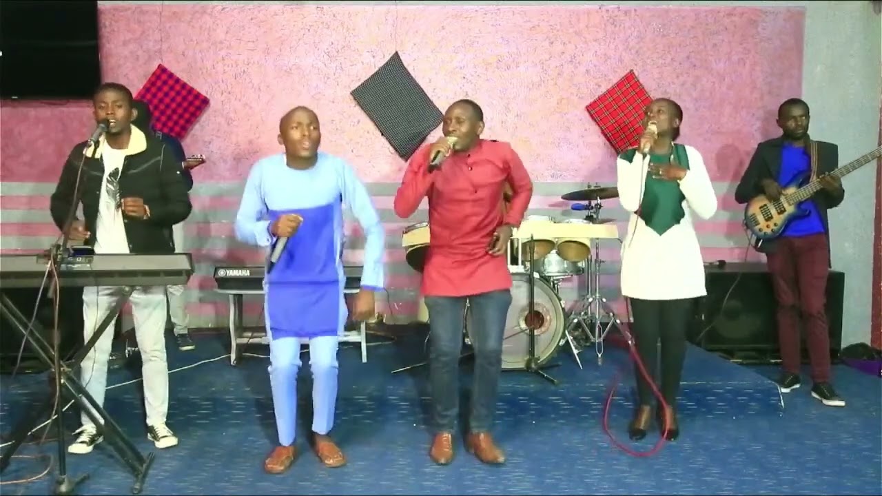 Jehova Niwe Gikairo Giakwa Kirumu || Kigunyi-Ini || Heze Ndung'u  || Azipraise Kigooco Live