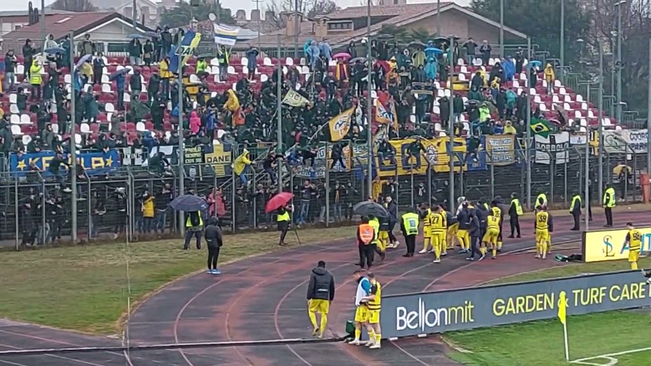 Serie B Cittadella-Parma 1-2, triplice fischio esultanza finale