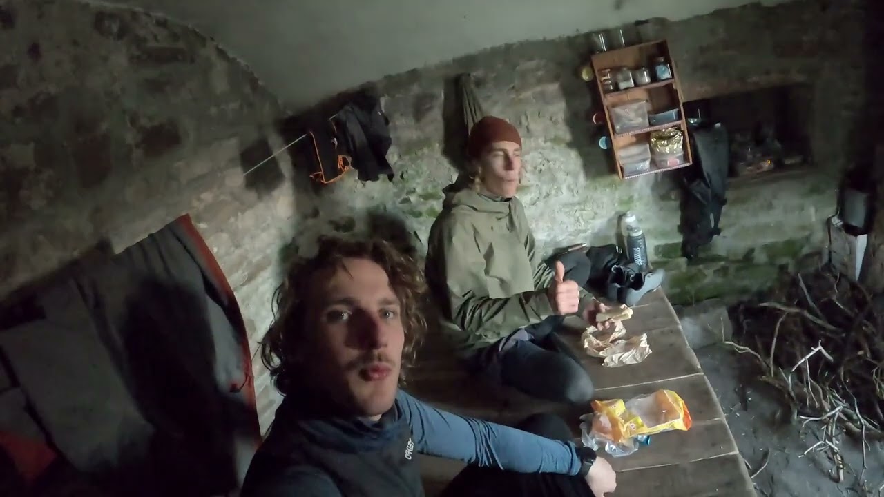 CABAÑAS & ESTACAS - Spain - Bikepacking