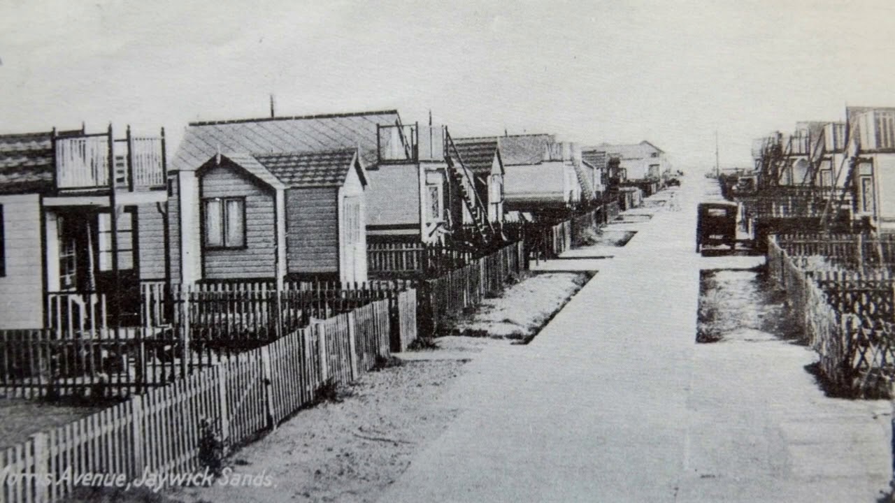 Jaywick past.